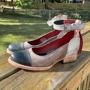 Freebird by Steven Sz 7 Marilyn Stone Multi Ankle Strap Zipper Shoe Bootie